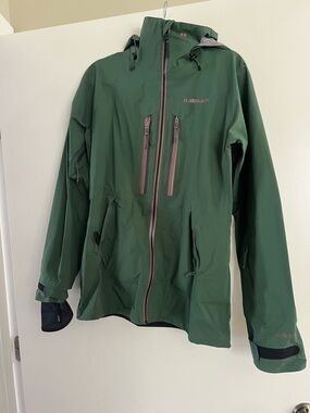 Armada Women's Green Ski Jacket - Waterproof Gore-Tex